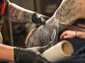 Cuidar un tatuaje recién hecho